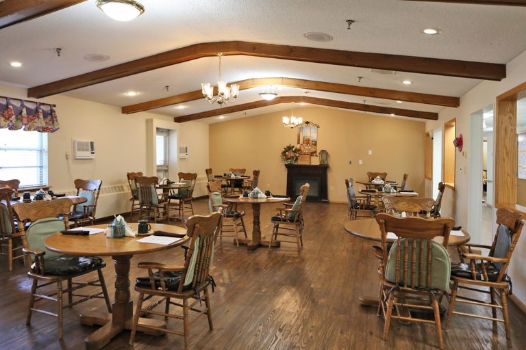 Image of the dining room.